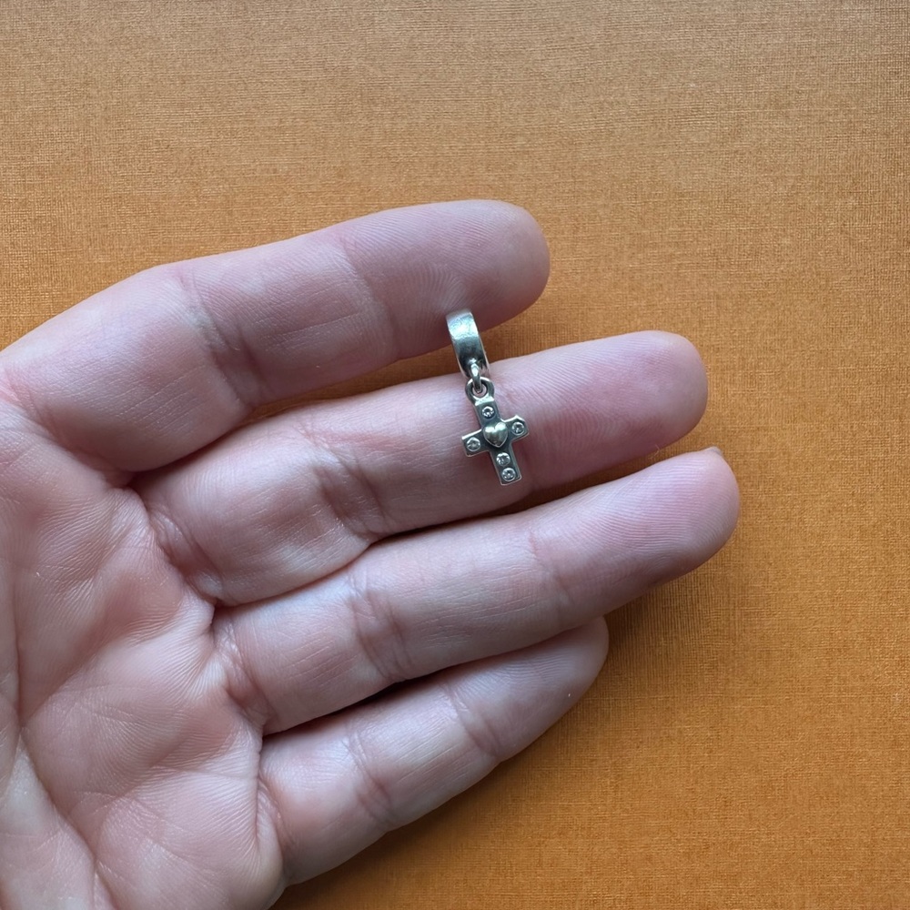 Pandora Silver Cross Pendant Charm - Picture 5 of 6